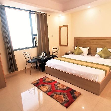 Hotel Darshini Inn Haridwar Bagian luar foto