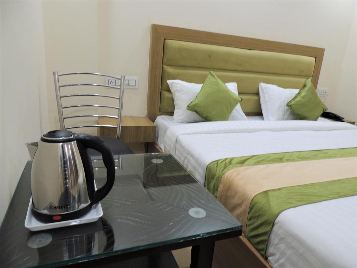 Hotel Darshini Inn Haridwar Bagian luar foto